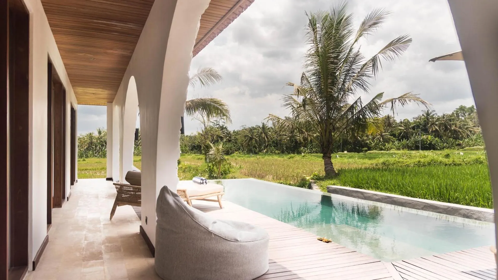 Villa Lena - 3 Bedroom Villa Amidst Ubud'S Rice Fields, 180 Degree View