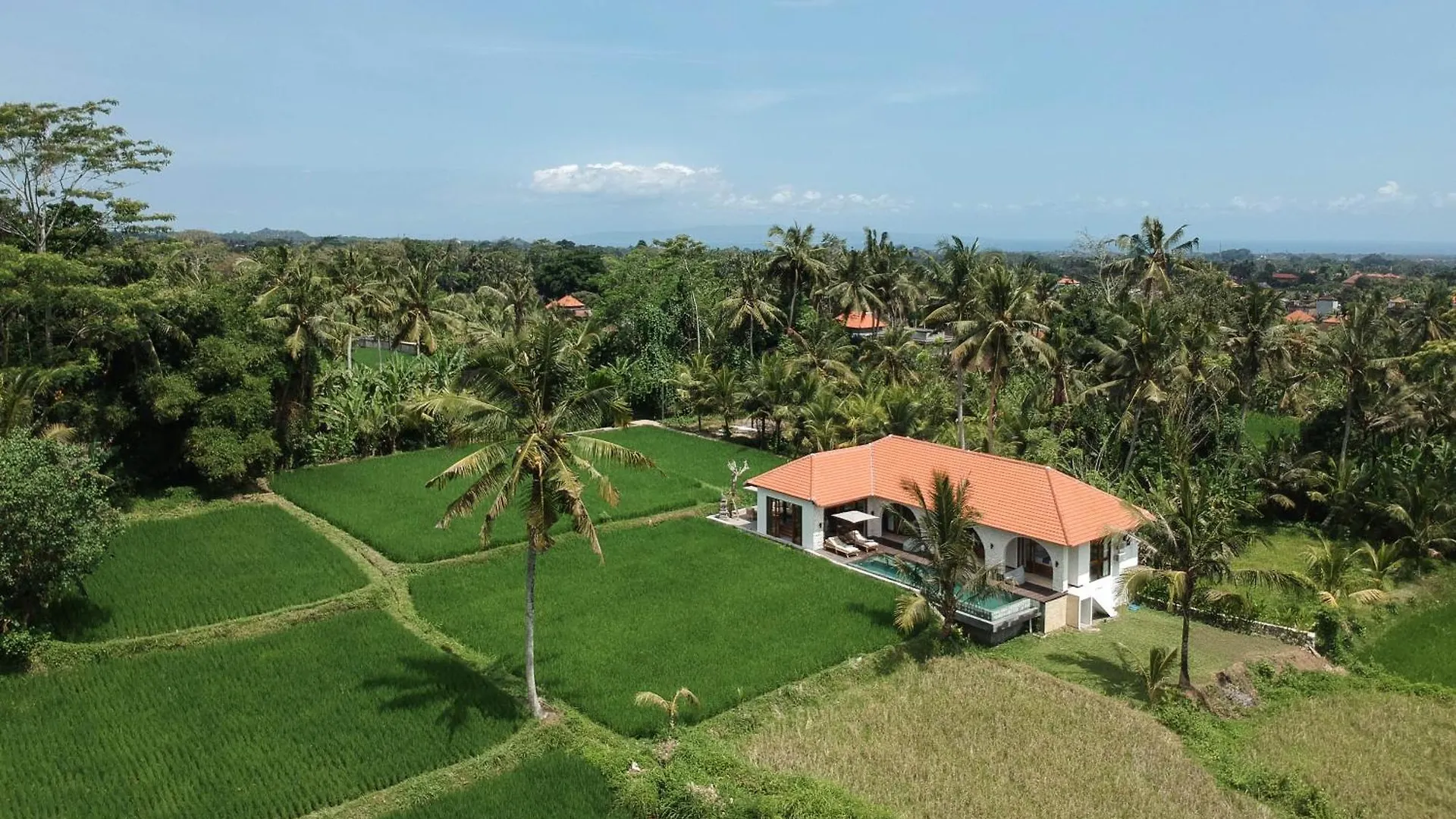 Villa Lena - 3 Bedroom Villa Amidst Ubud'S Rice Fields, 180 Degree View Indonesia